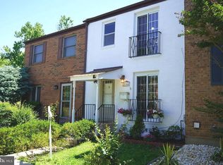 3364 Ardley Ct, Falls Church, VA 22041