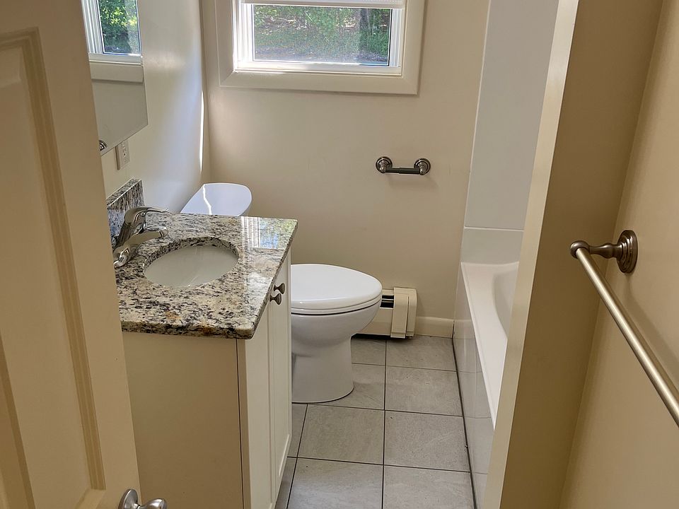 2nd image of 11 Sherwood Dr APT 7
