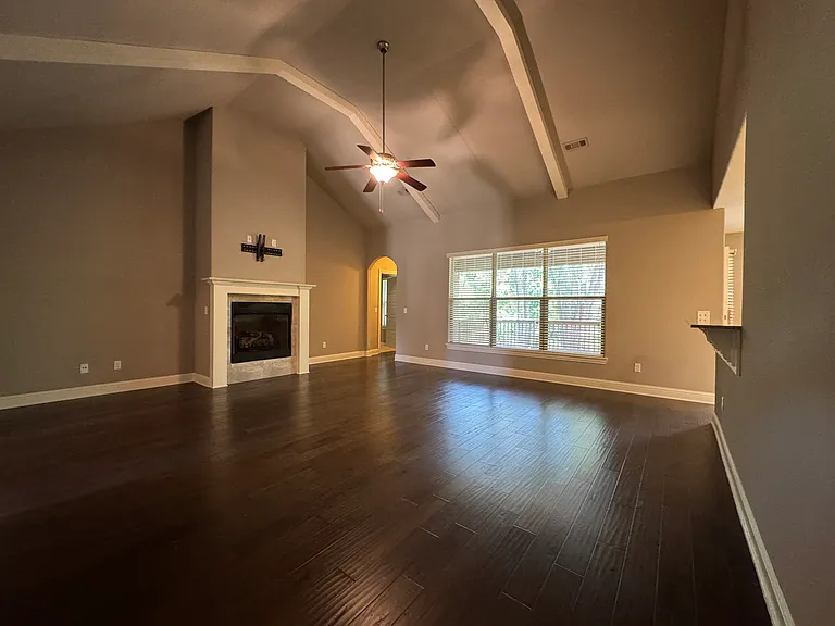 4027 Benjamin Ln — Photo 9