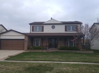 1310 W Dexter Ln, Hoffman Estates, IL 60169