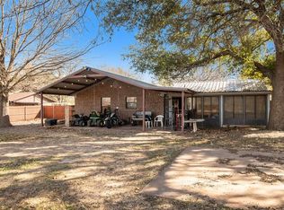 316 Berryhill Dr, Springtown, TX 76082