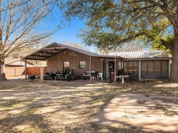 316 Berryhill Dr, Springtown, TX 76082