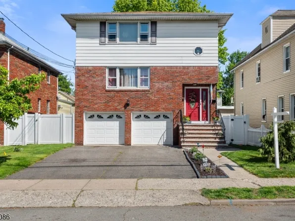 65 Miller Ave, Elmwood Park Boro, NJ 07407
