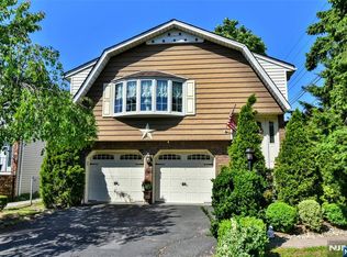 9 Thoma Ave, Maywood, NJ 07607