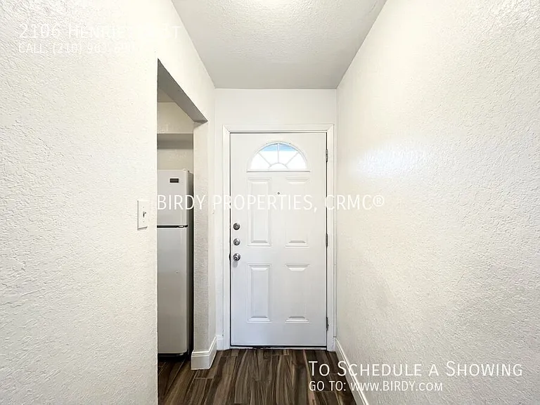 2106 Henrietta St — Photo 24