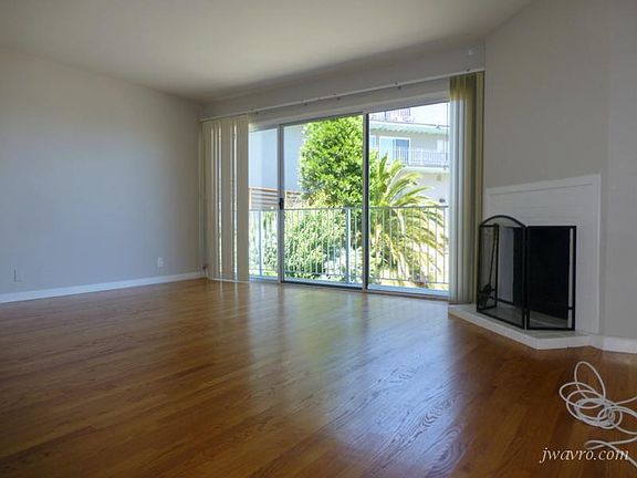 2nd image of 755 Burnett Ave APT 12
