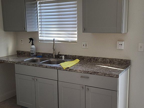 3rd image of 8005 Montgomery Dr #8005