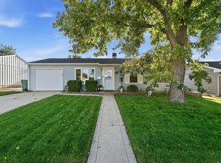 428 Kenyon Ave, Romeoville, IL 60446
