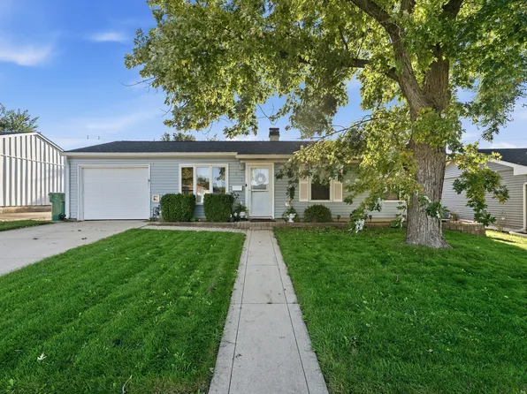 428 Kenyon Ave, Romeoville, IL 60446