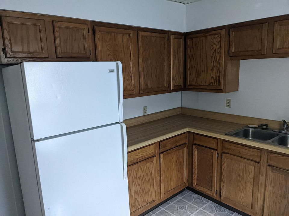 1st image of 301 E Madison St #A