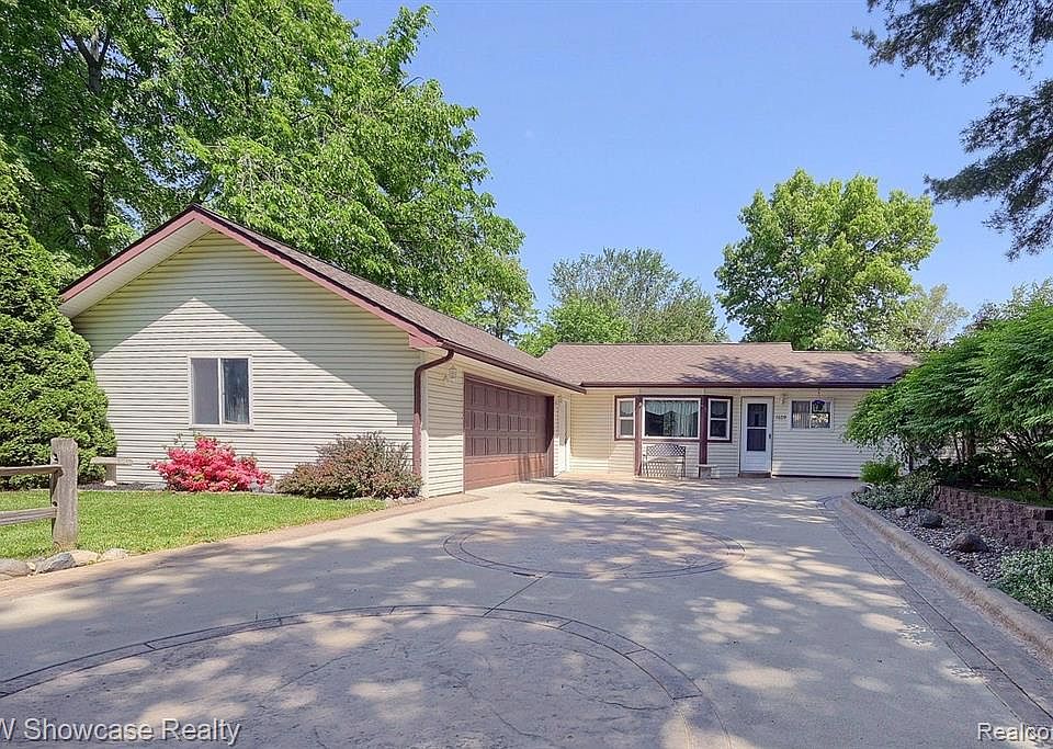 1609 Lombardy Dr, Highland, MI 48356 Zillow