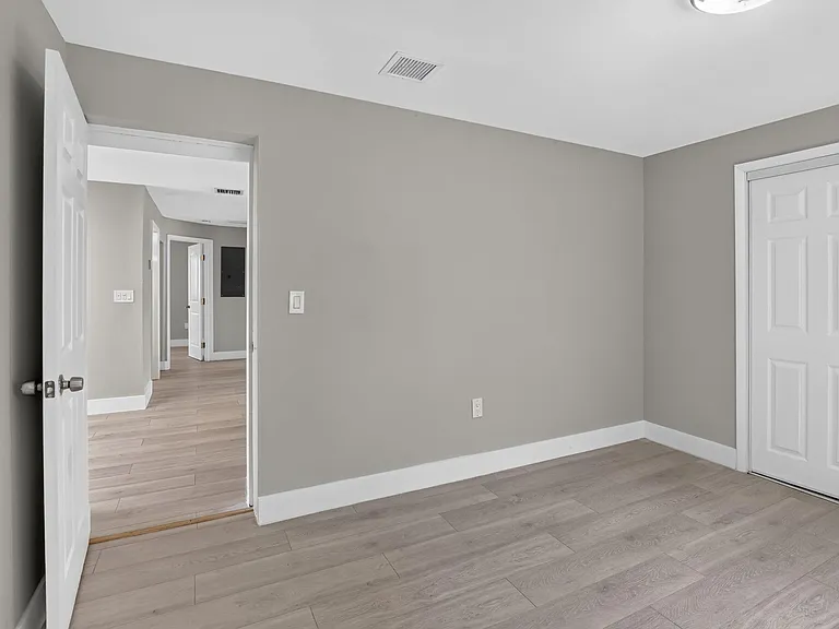 6281 NW 14th Ct — Photo 14