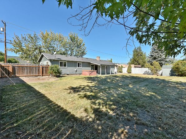 3264 Hanley Rd Central Point Or 97502 Zillow