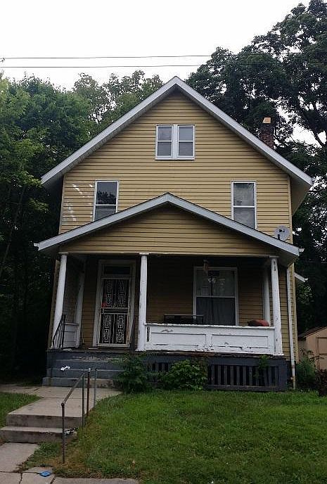1st image of 2292 Margaret Ave