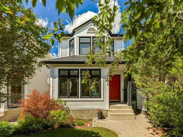 2405 E 26th St SW, Calgary, AB T3E 2A6