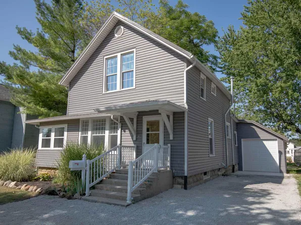603 N Main St, Bourbon, IN 46504