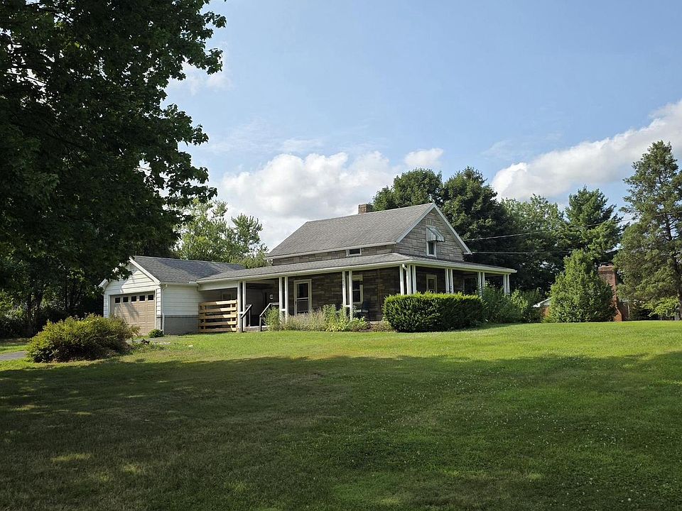 1st image of 1422 Walnut Bottom Rd