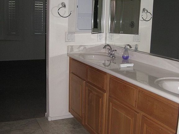 5th image of 10316 Chestnut Sweet St
