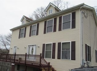 117 Robert St, Bridgeport, CT