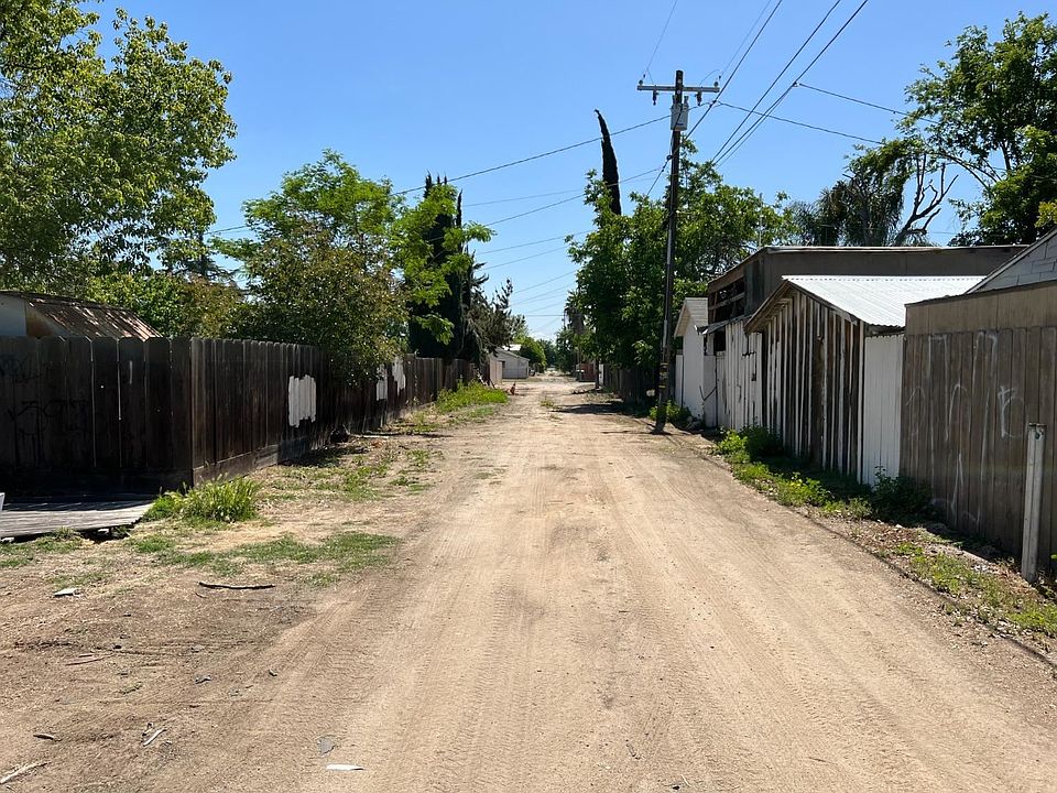 2nd image of 604 Lake Ave