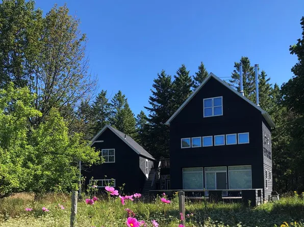 2209 Hillcrest Ln, Sister Bay, WI 54234