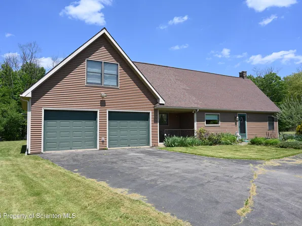 47 Lower Rhiney Creek Rd, Hallstead, PA 18822