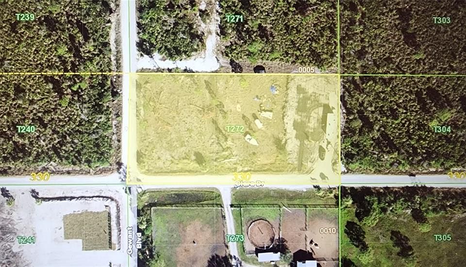 1st image of 29290 Clara Dr