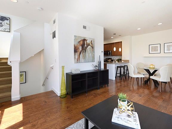 5th image of 588 De Guigne Dr #200