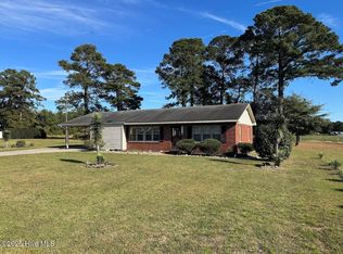 7443 NC-903, La Grange, NC 28551