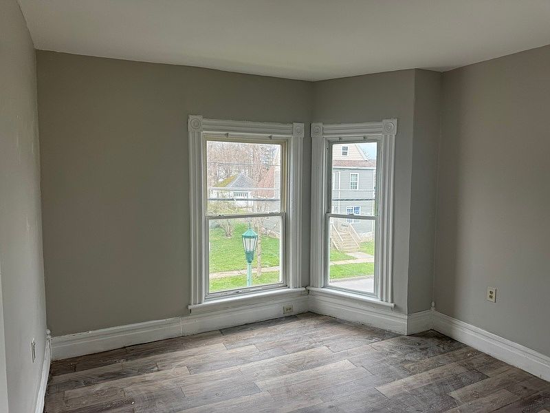 1st image of 334 Clay St APT 5