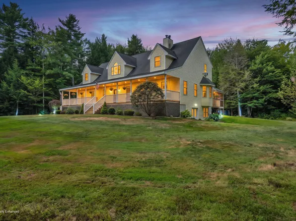 28 Hobbs Drive, New Gloucester, ME 04260