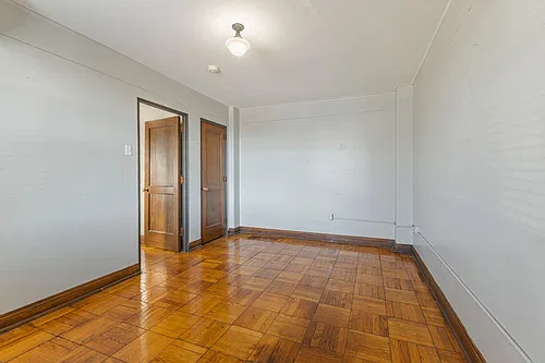 Floor plan 304