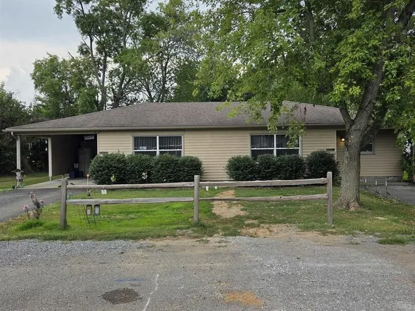 1505 N Glendale St #A/b, Marion, IL 62959