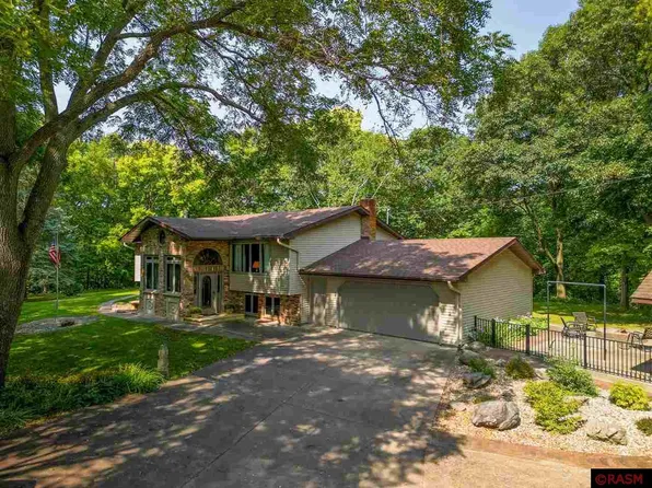 912 Adams St, Mankato, MN 56001