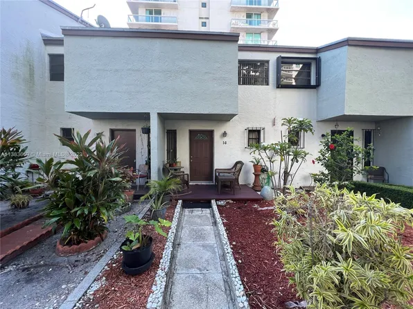 1901 NW South River Dr APT 16B, Miami, FL 33125