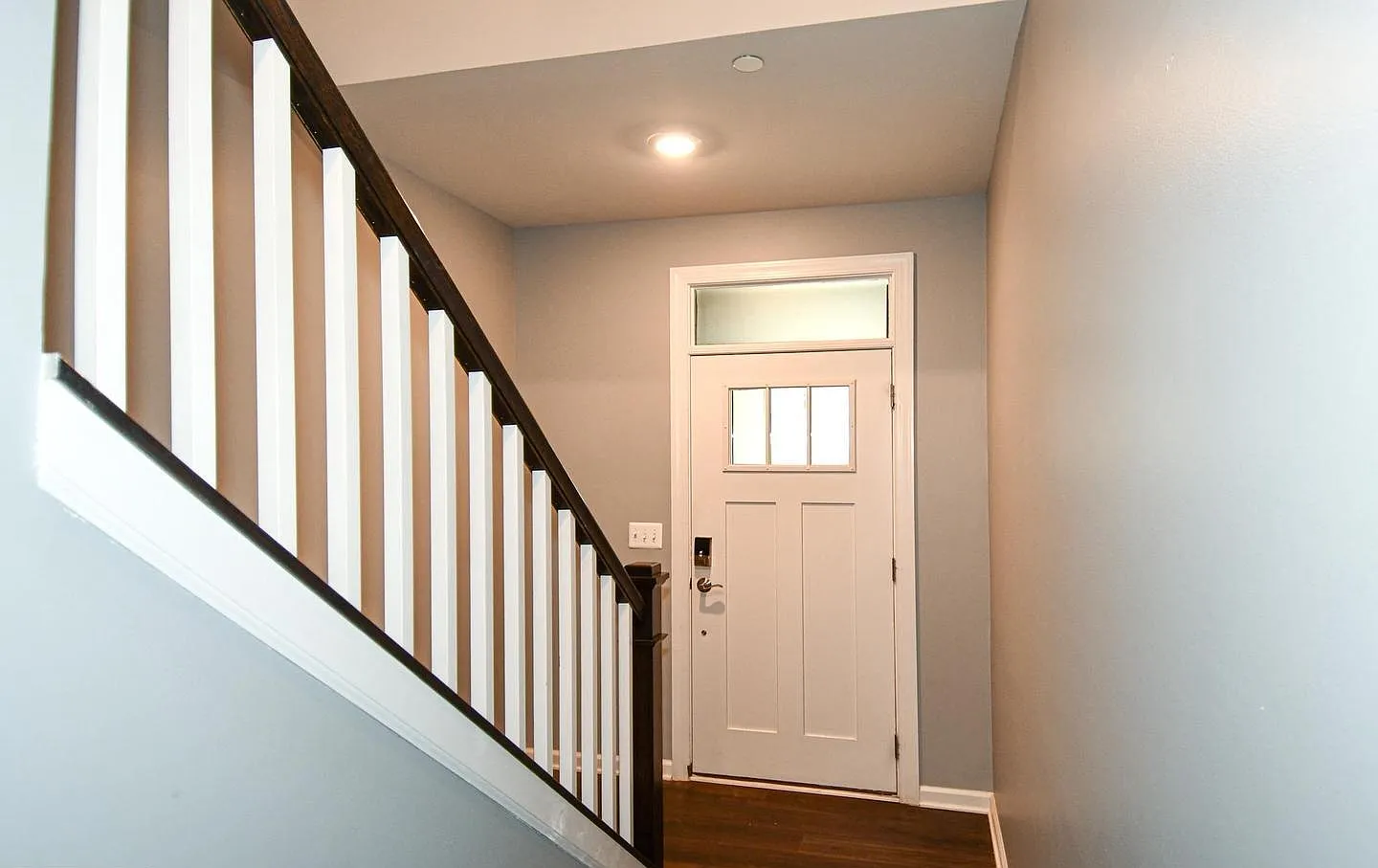 3 bed, 2.5 bath, 2586 sqft, $3,250 — Photo 3