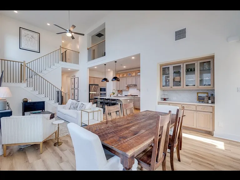 1513 Waxwing Pl — Photo 3
