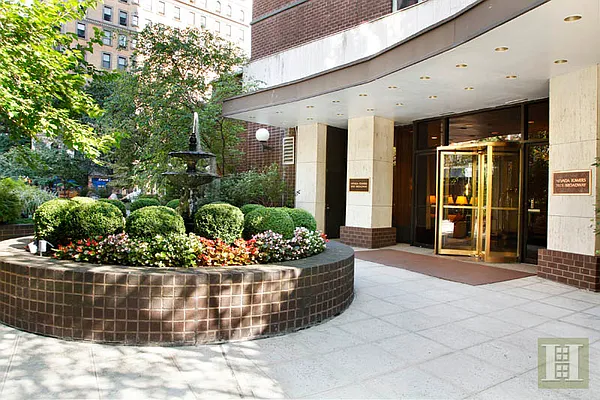 Rented by Halstead Real Estate | media 10