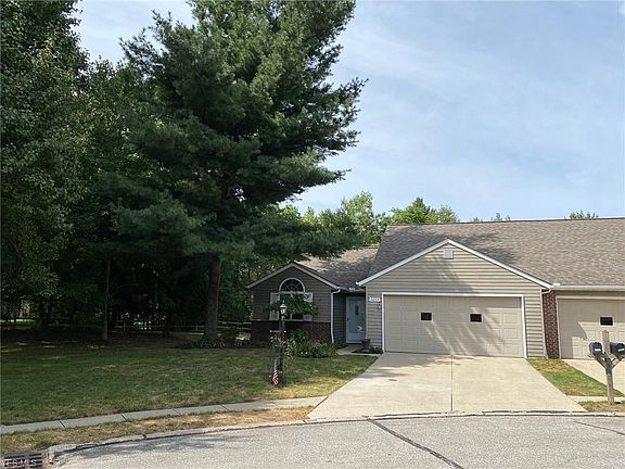 2nd image of 3254 Woodcreek Cir #3A