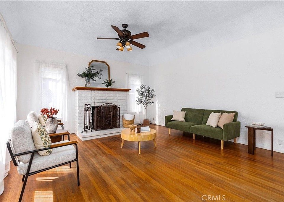 1st image of 5907 Ibbetson Ave