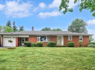 28 Dayton St, Springfield, MA 01118