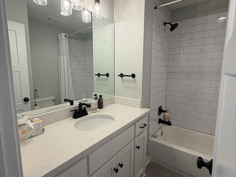 709 Pine Ct — Photo 20