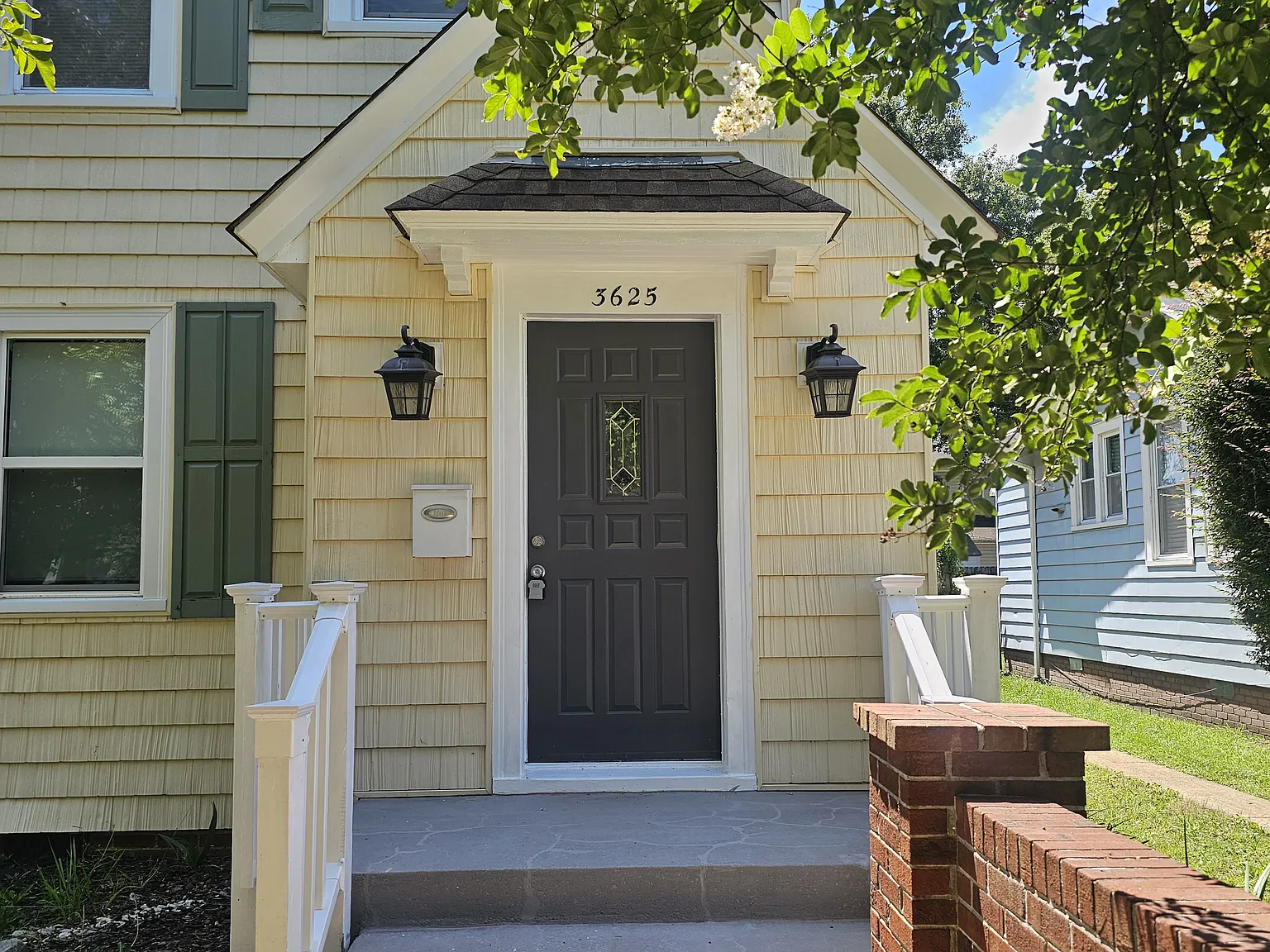 4 bed, 1789 sqft, $2,700 — Photo 4