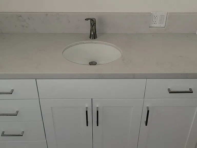 265 E Buckthorn St — Photo 7
