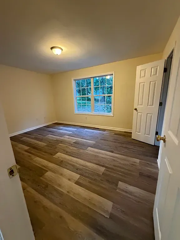 2 bed, 1200 sqft, $1,650 — Photo 4