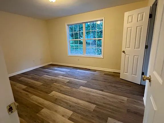 4th image of 202 Sanford Rd #202