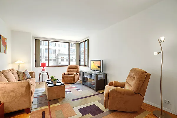 Rented by Corcoran | media 39