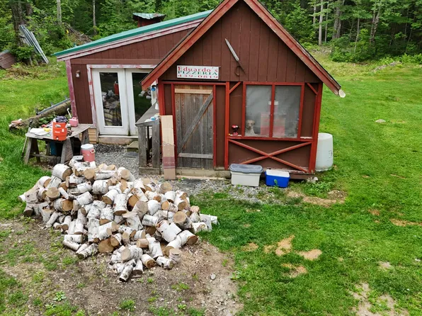 81 Spencer Road, Brownville, ME 04414
