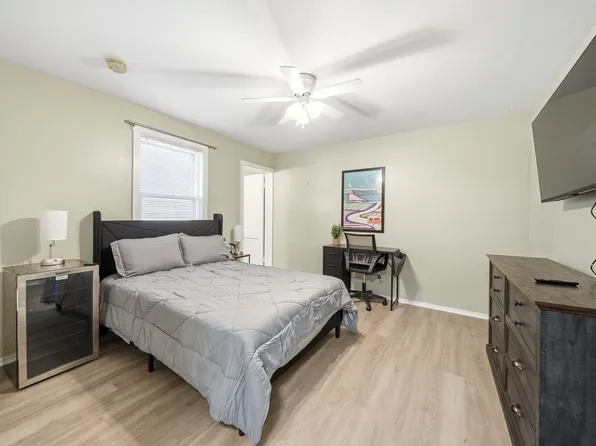 (undisclosed Address), Deland, FL 32720