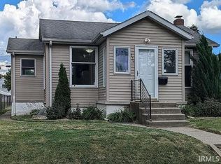 930 Roberts St, South Bend, IN 46615